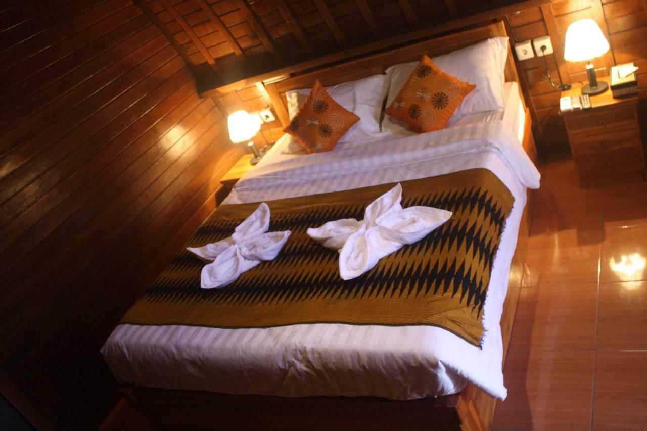 Lotus Bungalow Nusa Penida Exterior foto
